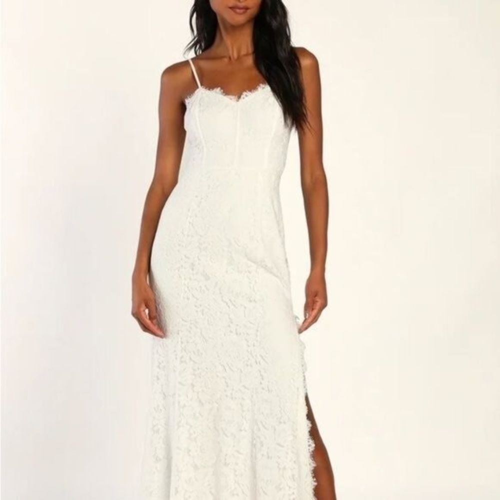 Lulu's White Sleeveless Spaghetti Strap Wedding Dress
